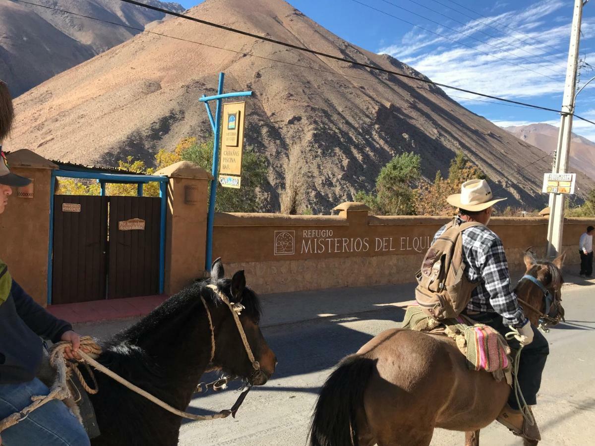 Refugio Misterios Del Elqui Bed & Breakfast Pisco Elqui Ngoại thất bức ảnh